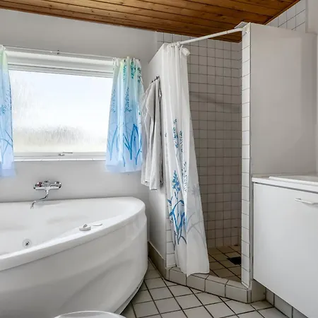 Сasa de vacaciones Galathea - 1-4km From The Sea In Nw Jutland By Interhome